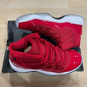 Jordan 11 Retro Win Like‘96 GS size 6.5 Never Worn